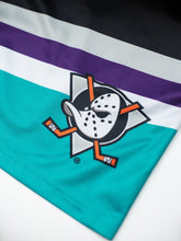 Load image into Gallery viewer, Anaheim Ducks Retro Alternate Mesh Hockey Shorts
