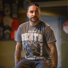 Load image into Gallery viewer, Showstopper Vintage Tee
