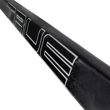 Load image into Gallery viewer, True HZRDUS 5X5 Grip Senior Composite Hockey Stick
