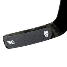 Load image into Gallery viewer, PIT BULL Blade Grip
